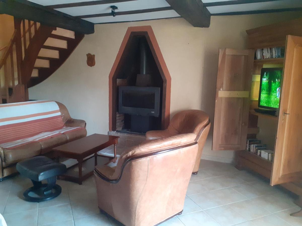 La Fenetre Villa Saint-Florent-des-Bois Ngoại thất bức ảnh